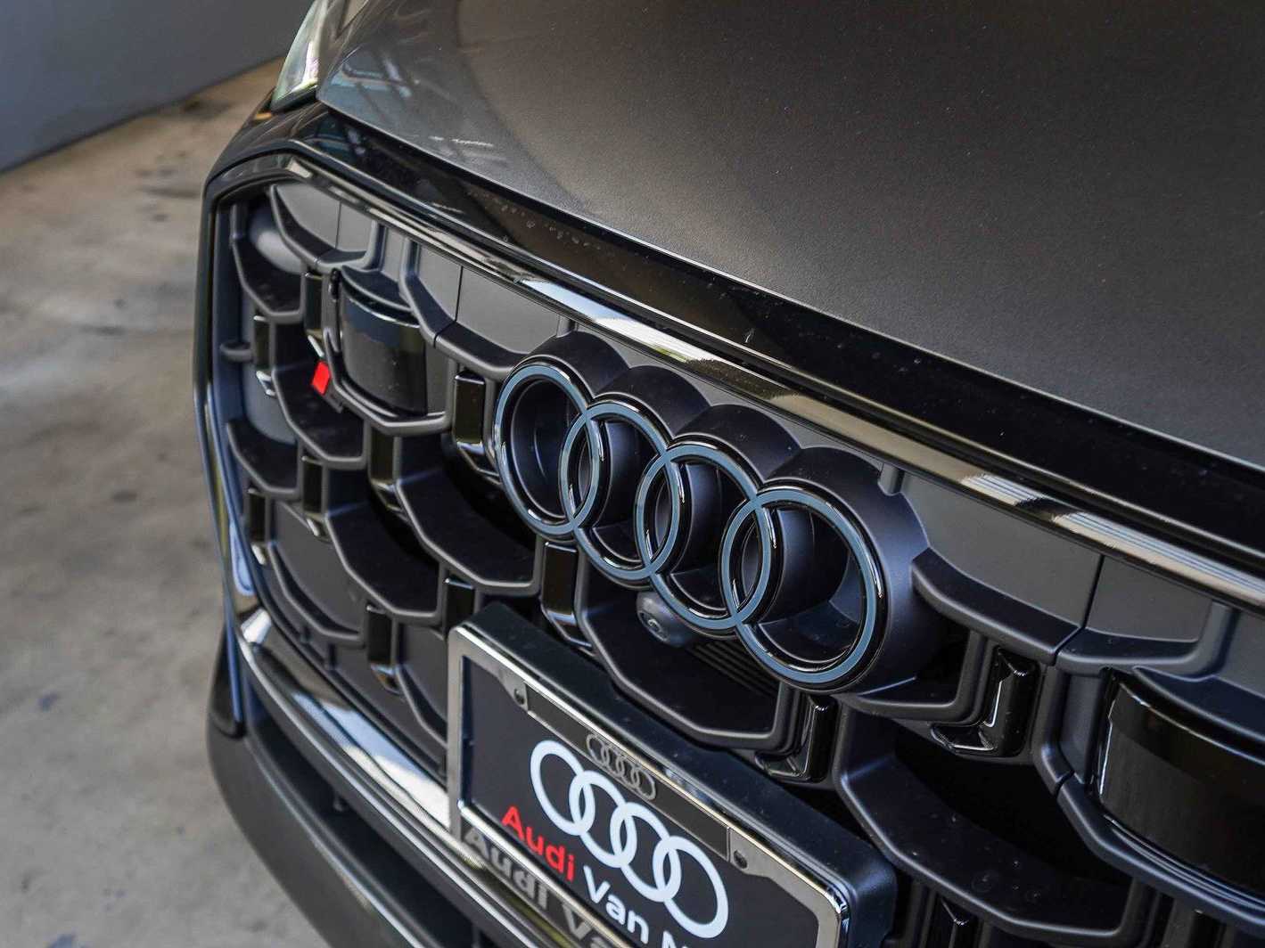 Thumbnail: 2026 Audi SQ8 - 9