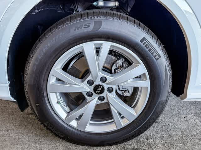 Thumbnail: 2025 Audi Q5 - 9