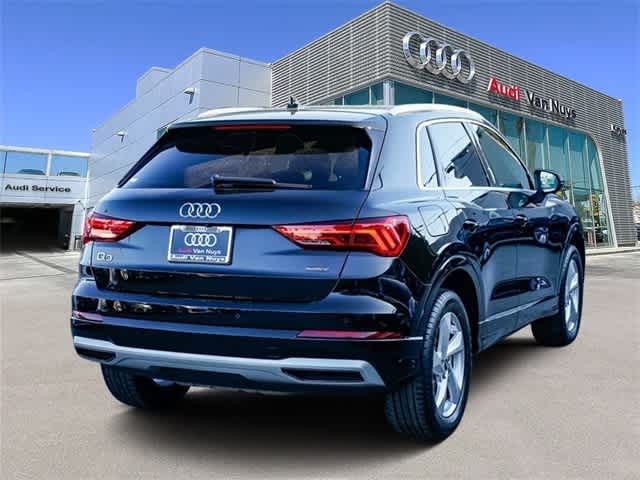 2022 Audi Q3 Premium photo 4