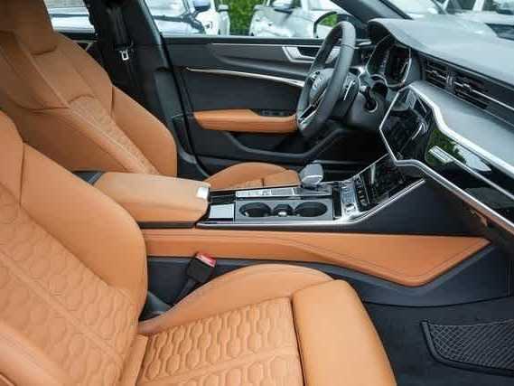 Thumbnail: 2025 Audi RS 7 - 27