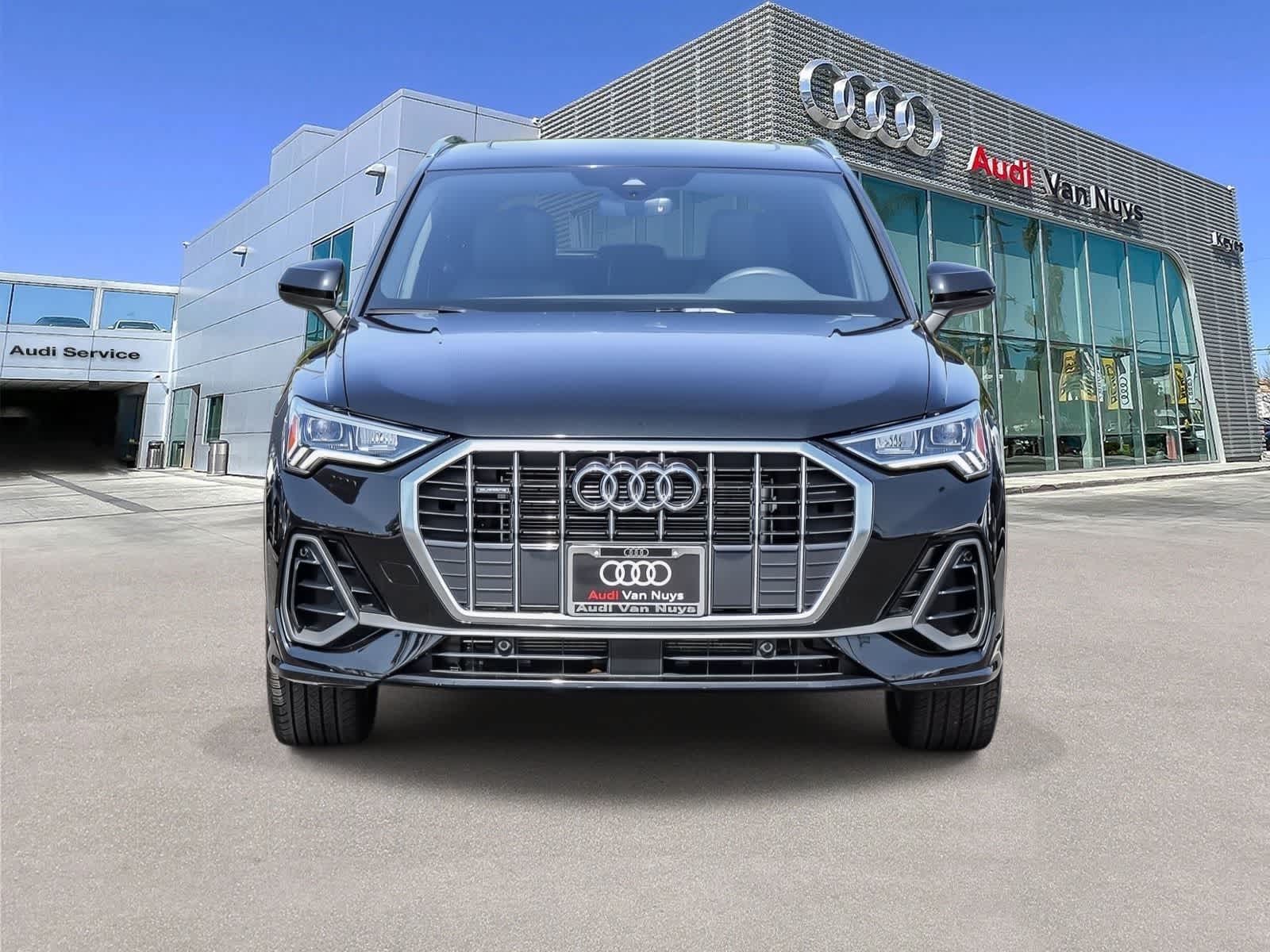 Thumbnail: 2023 Audi Q3 - 5