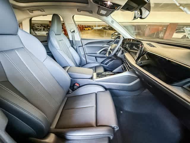 Thumbnail: 2025 Audi Q5 - 17