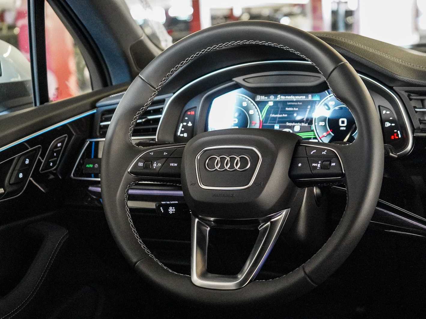 Thumbnail: 2026 Audi Q7 - 15