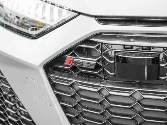 Thumbnail: 2025 Audi RS 7 - 10