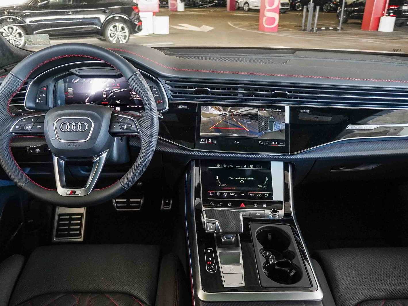 Thumbnail: 2026 Audi SQ8 - 12