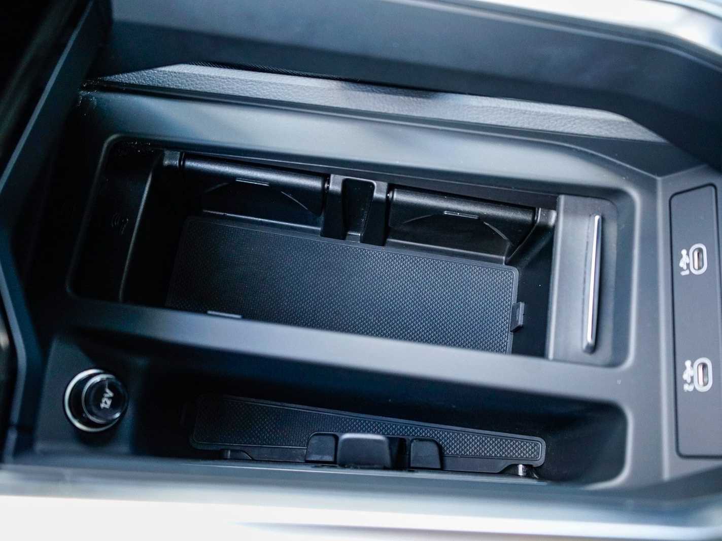 Thumbnail: 2024 Audi Q8 e-tron - 22