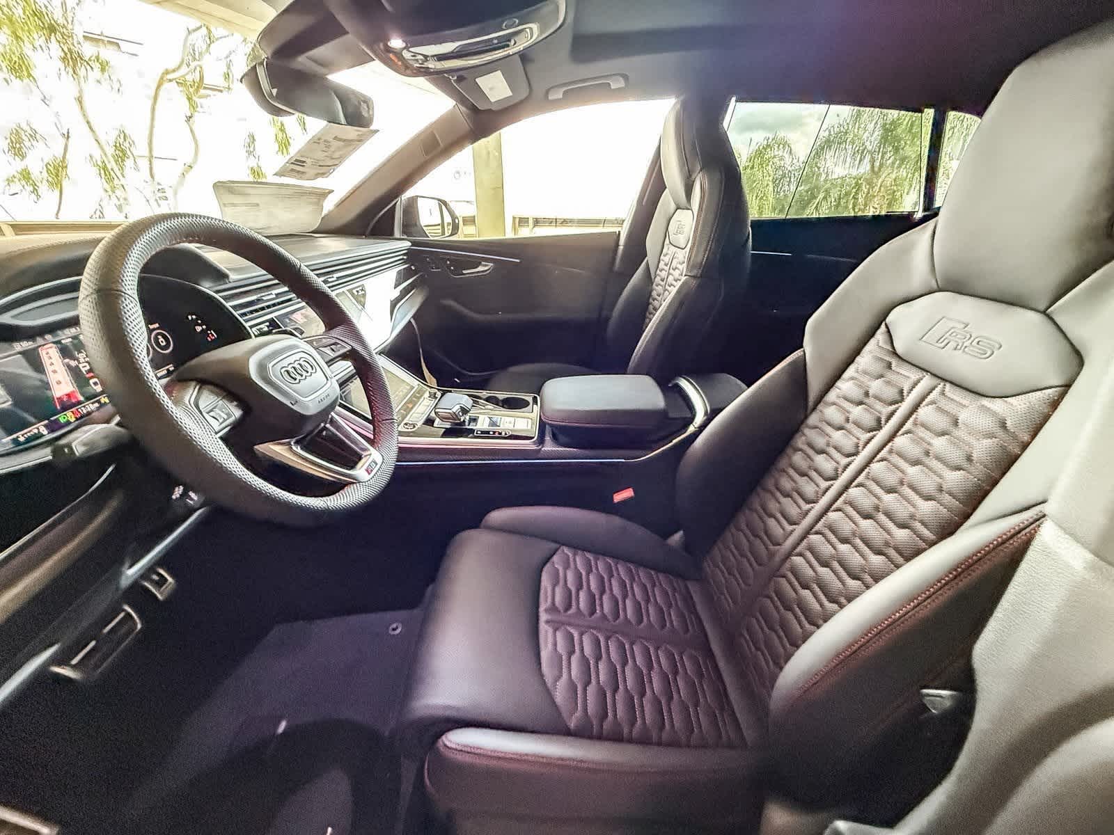 Thumbnail: 2026 Audi RS Q8 - 19