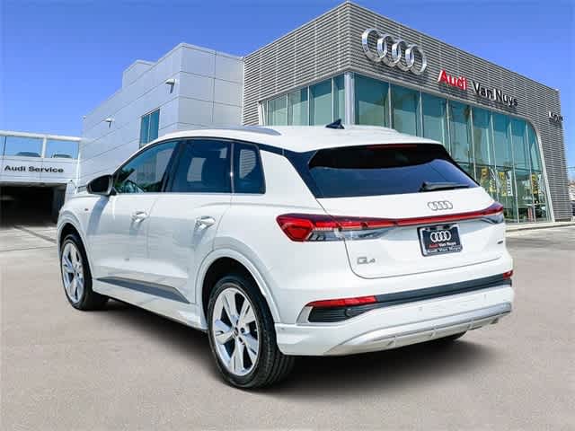 Thumbnail: 2023 Audi Q4 e-tron - 2
