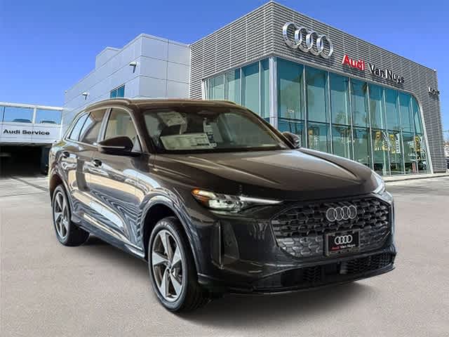 Thumbnail: 2025 Audi Q5 - 3