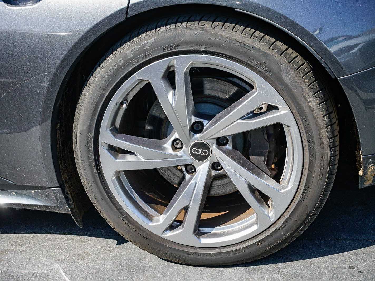 Thumbnail: 2022 Audi e-tron GT - 10