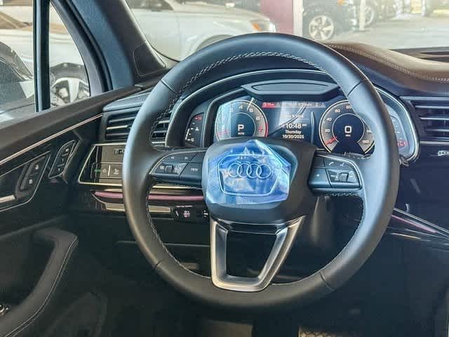 Thumbnail: 2025 Audi Q7 - 15