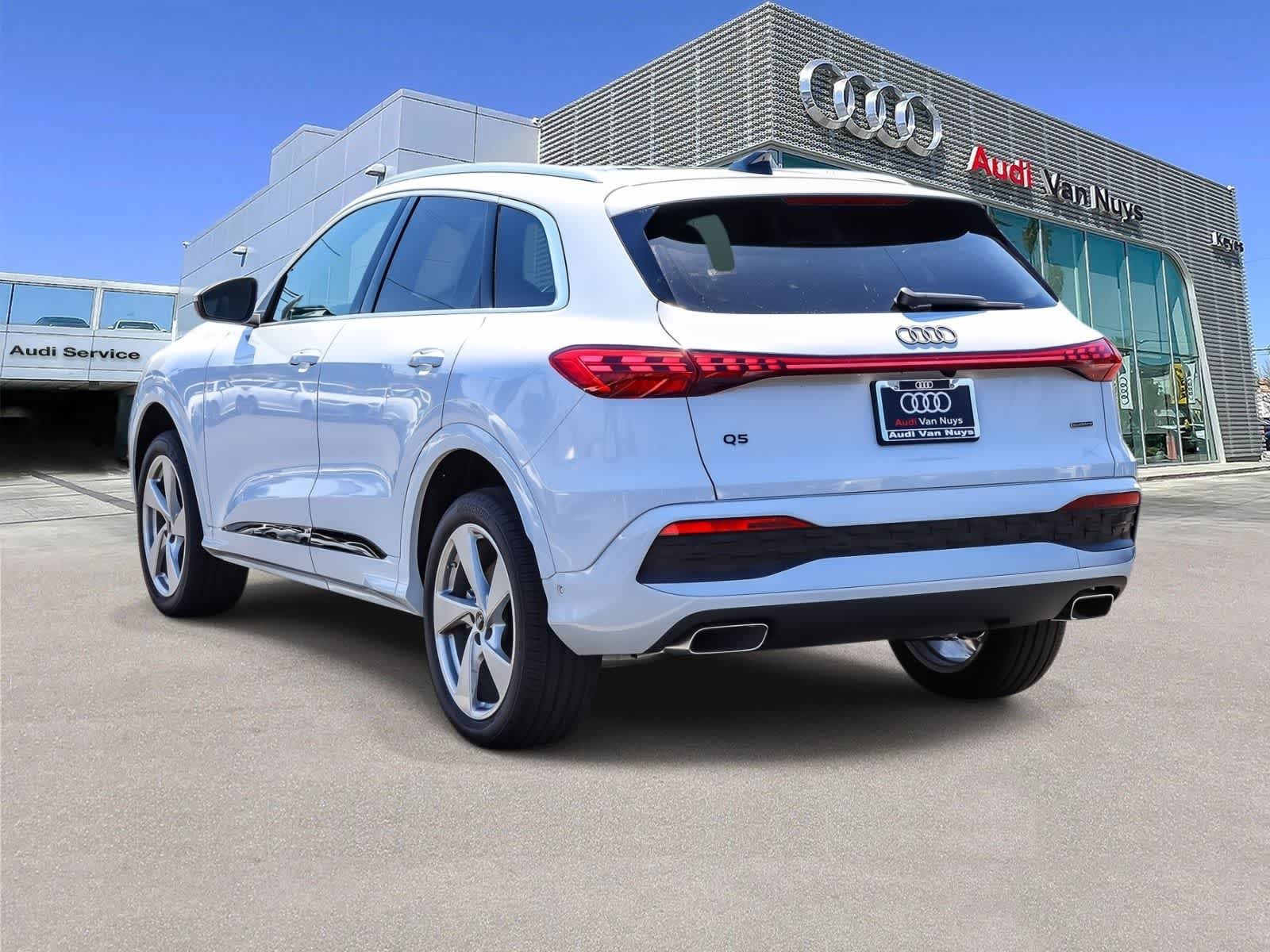 Thumbnail: 2025 Audi Q5 - 2