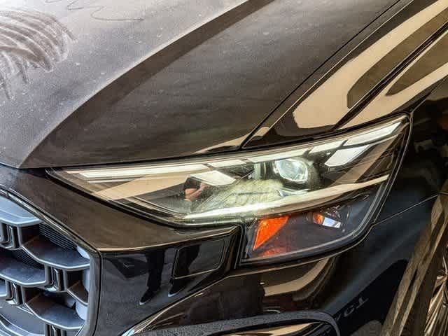 Thumbnail: 2026 Audi SQ8 - 10