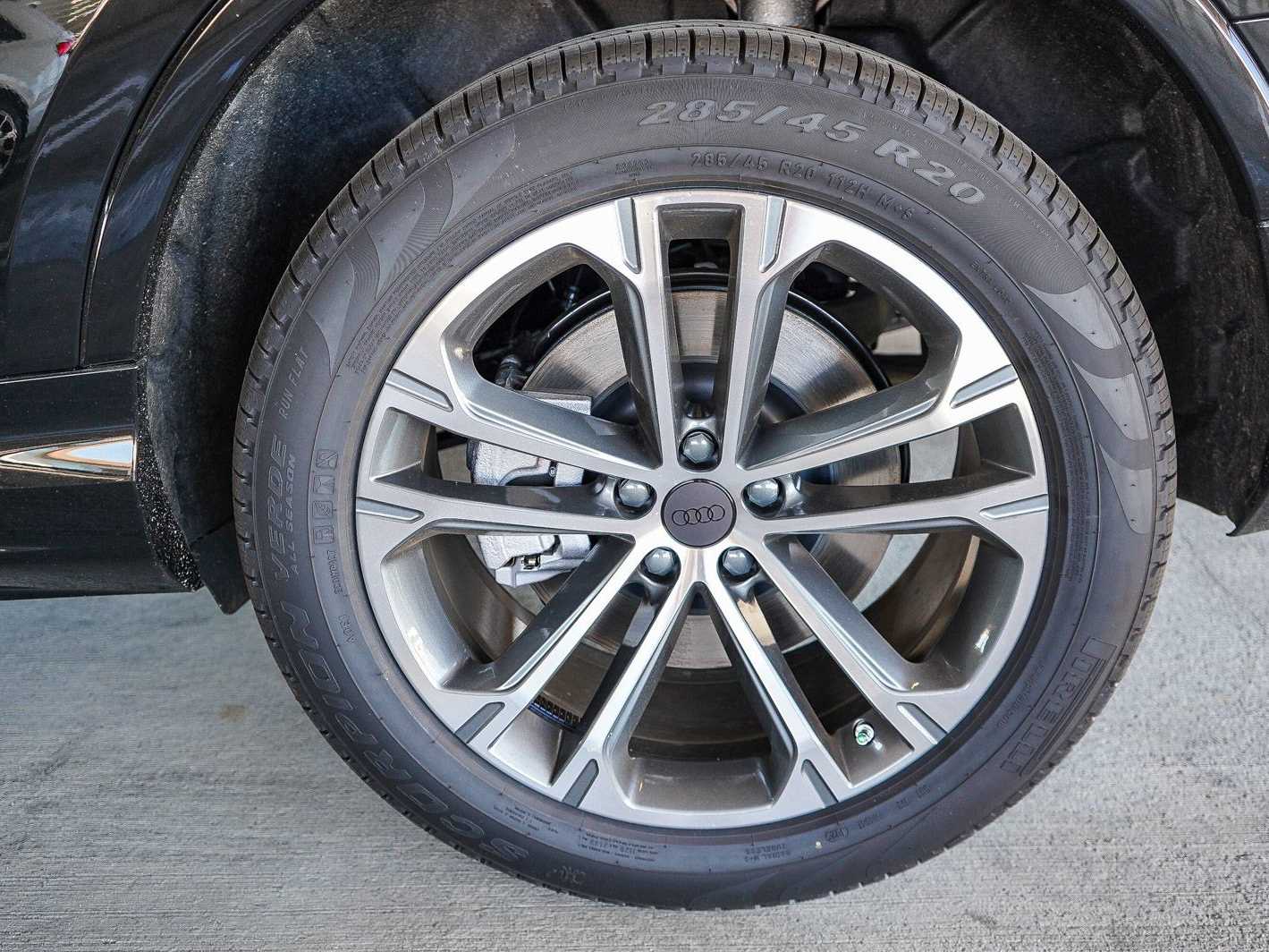 Thumbnail: 2026 Audi Q7 - 8