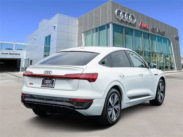 Thumbnail: 2024 Audi Q8 e-tron - 4
