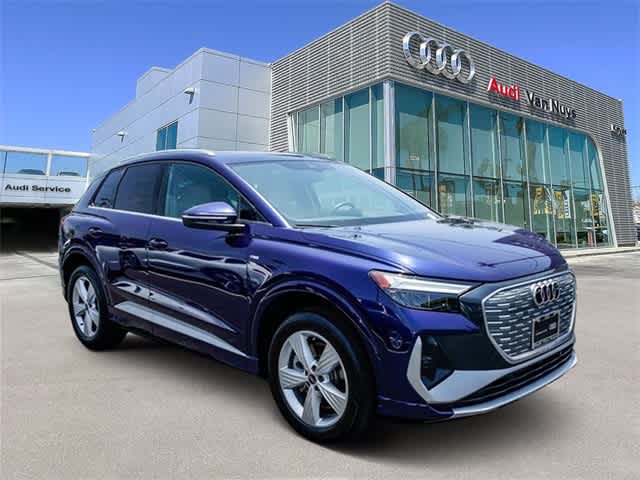 Thumbnail: 2024 Audi Q4 e-tron - 5
