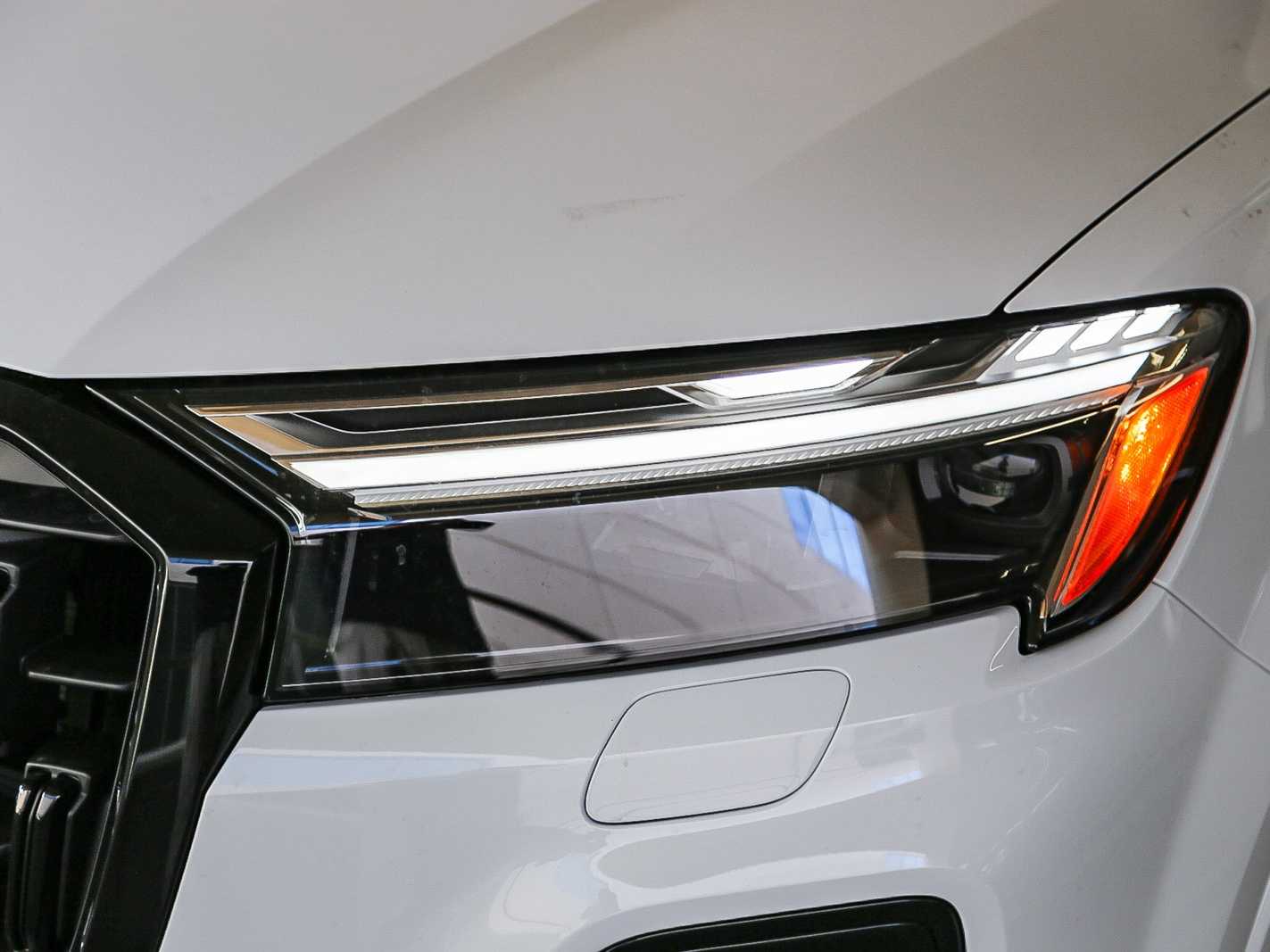 Thumbnail: 2026 Audi Q7 - 7