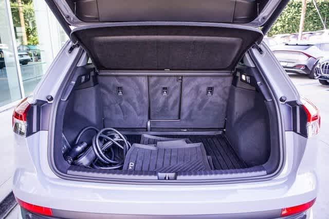 Thumbnail: 2023 Audi Q4 e-tron - 26