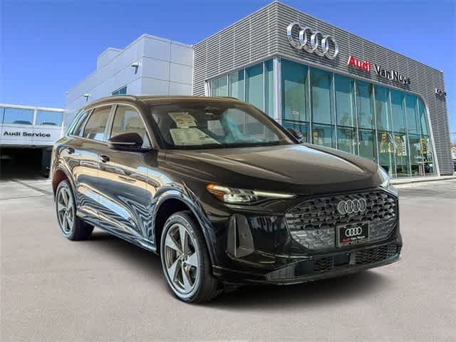 Thumbnail: 2025 Audi Q5 - 3