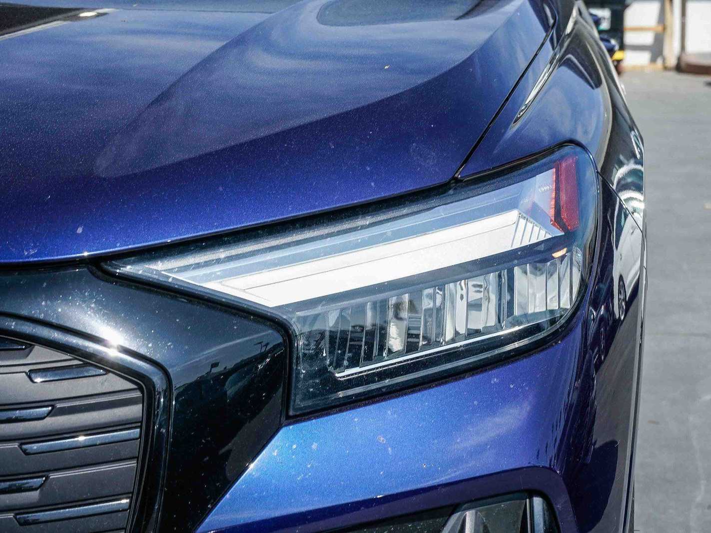 Thumbnail: 2023 Audi Q4 e-tron - 7