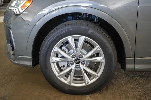 Thumbnail: 2025 Audi Q3 - 14