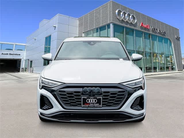 Thumbnail: 2024 Audi Q8 e-tron - 6