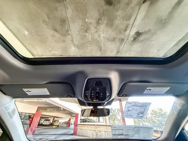 Thumbnail: 2025 Audi Q5 - 16