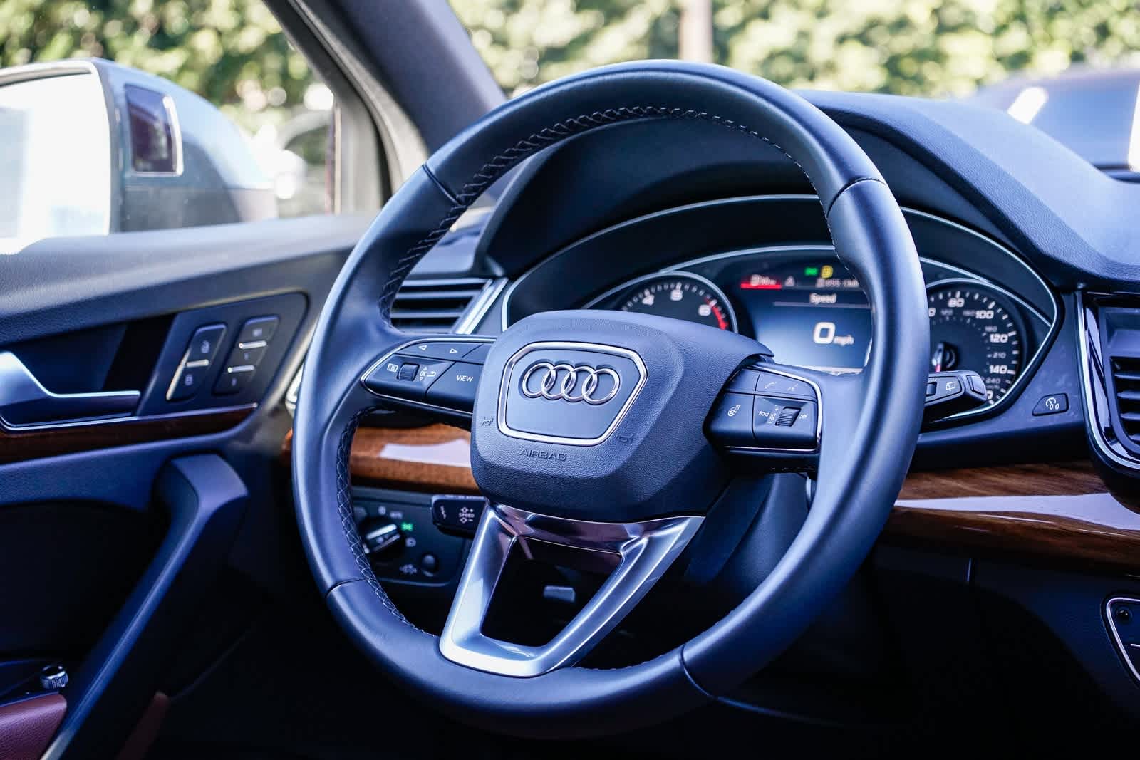 Thumbnail: 2023 Audi Q5 - 15