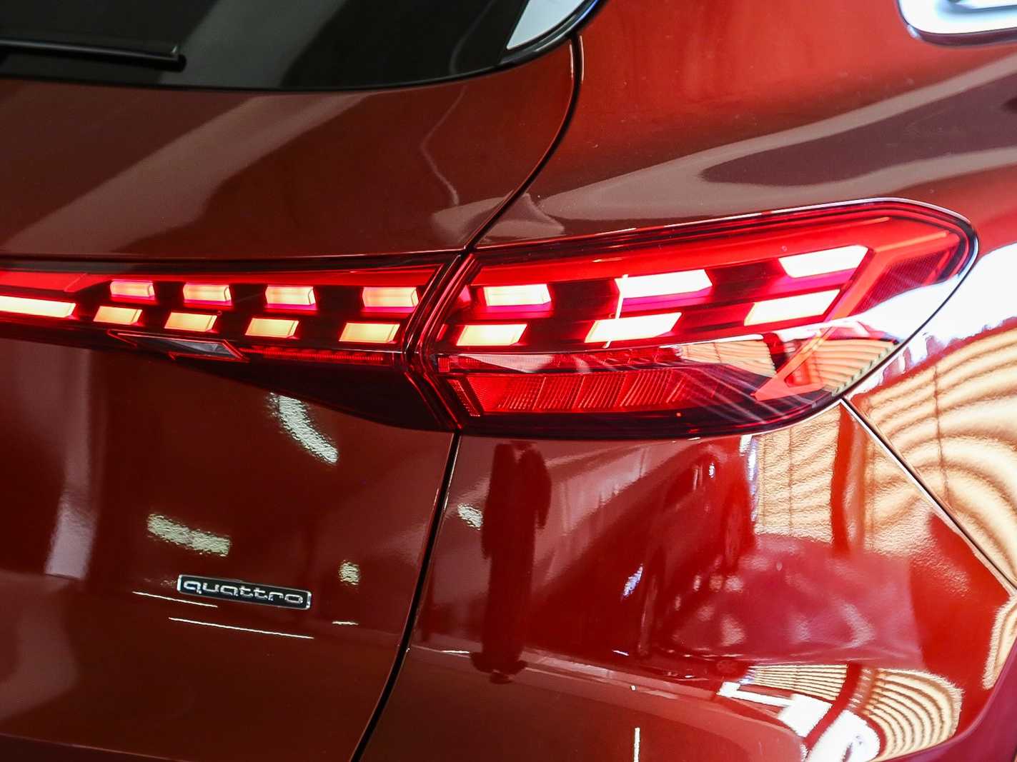 Thumbnail: 2025 Audi Q5 - 9