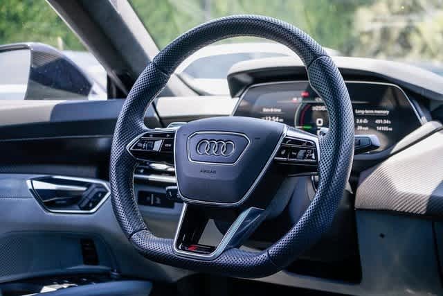 Thumbnail: 2024 Audi RS e-tron GT - 15