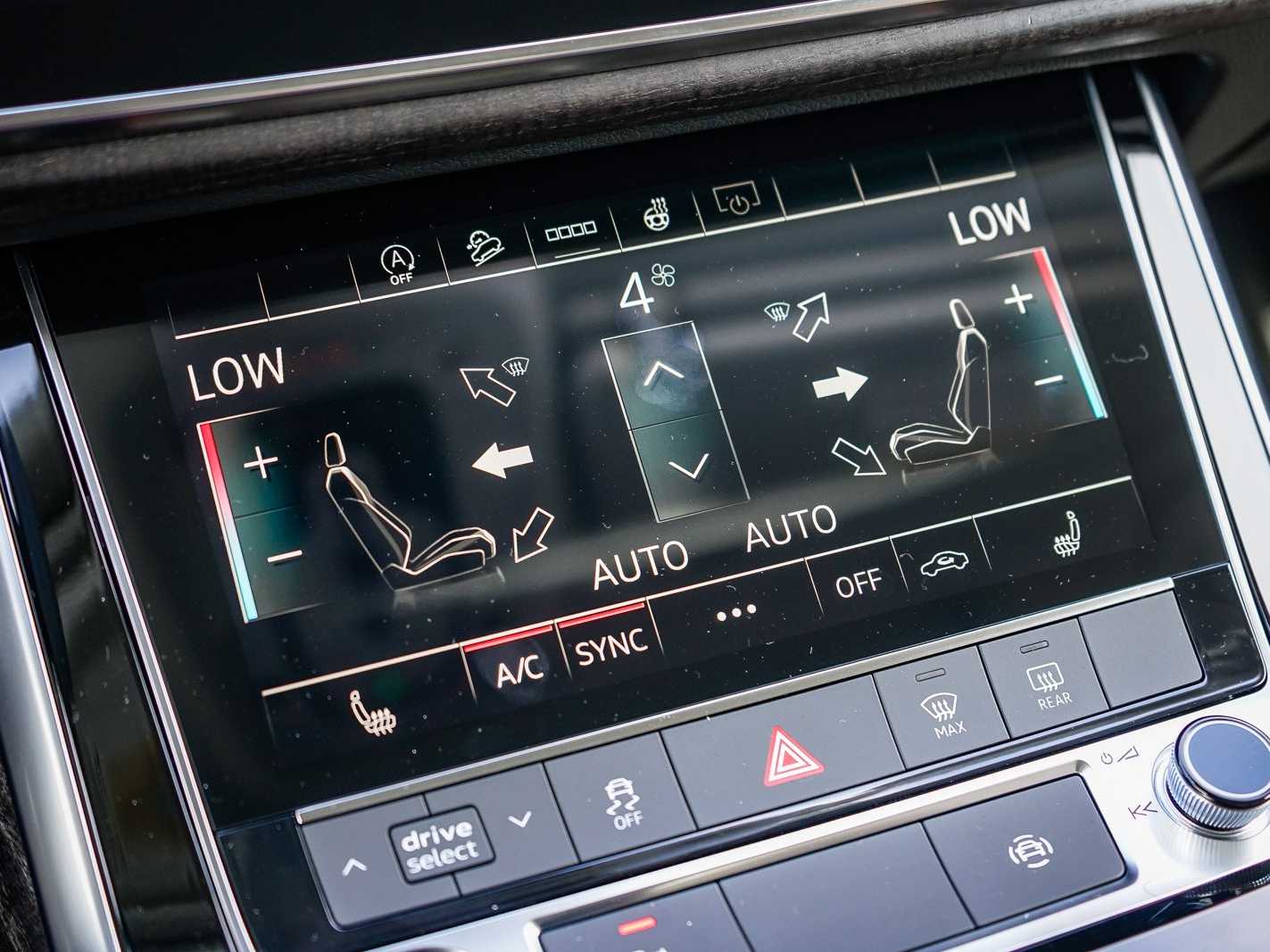 Thumbnail: 2026 Audi Q7 - 23