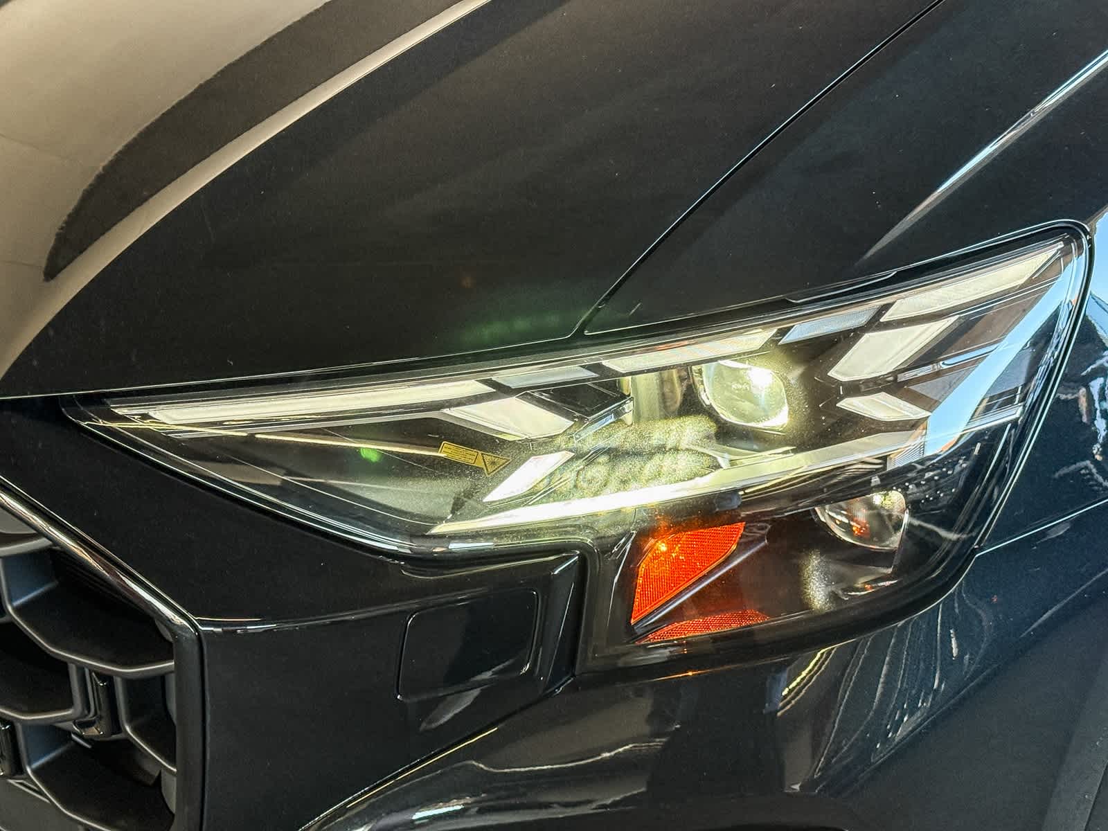 Thumbnail: 2026 Audi SQ8 - 10