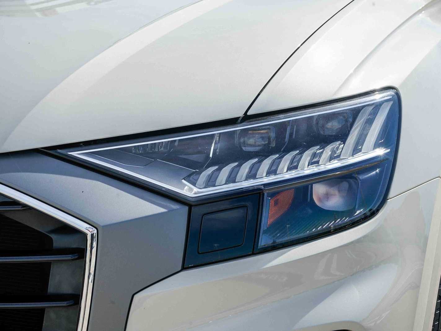 Thumbnail: 2023 Audi Q8 - 7