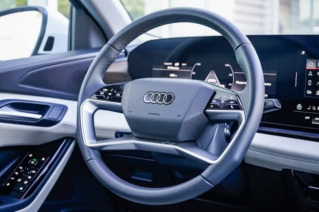 Thumbnail: 2025 Audi Q6 e-tron - 15