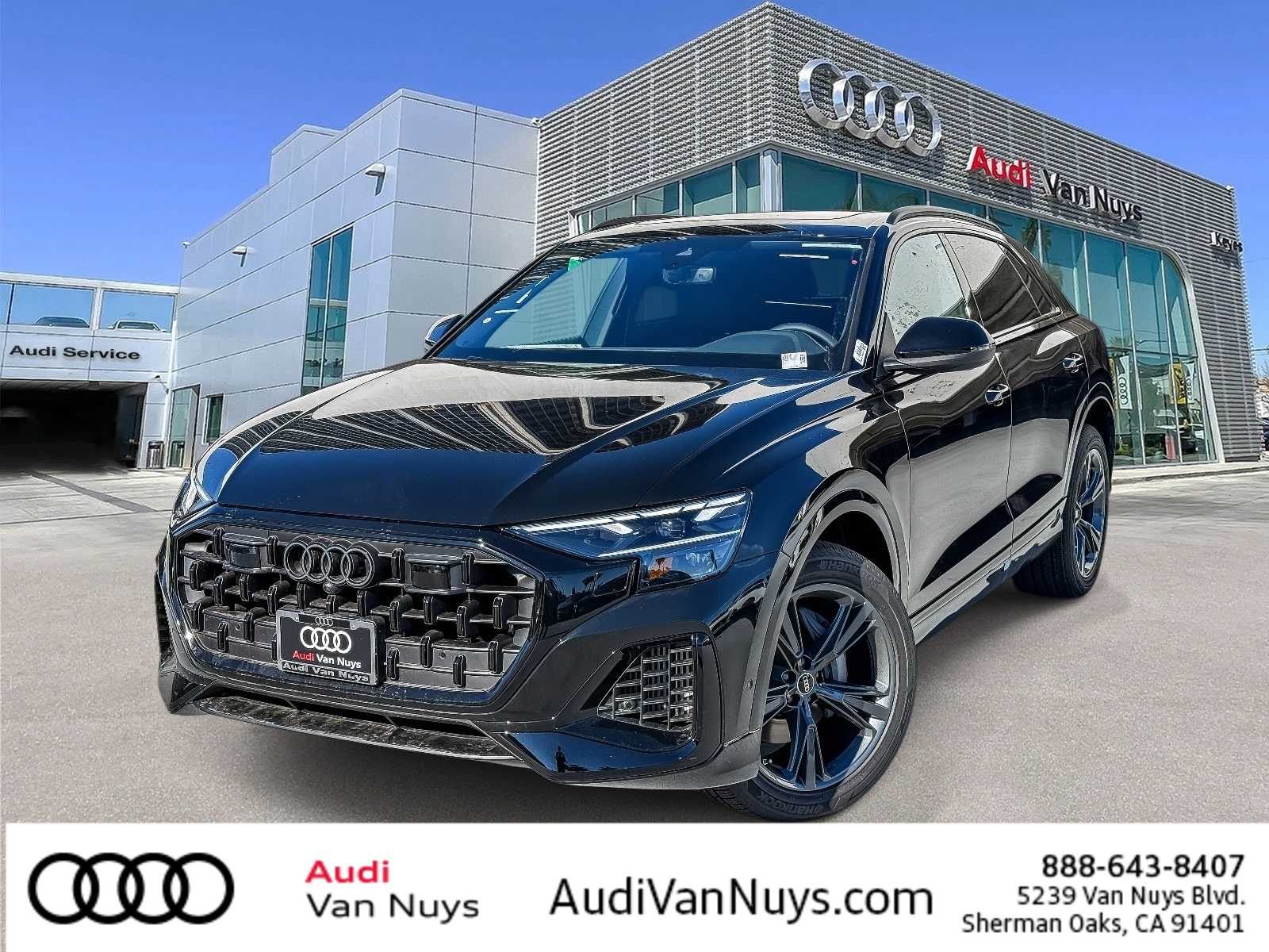 Thumbnail: 2026 Audi Q8 - 1