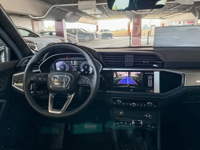 Thumbnail: 2025 Audi Q3 - 13