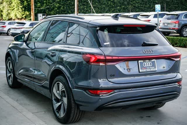 Thumbnail: 2025 Audi Q6 e-tron - 2