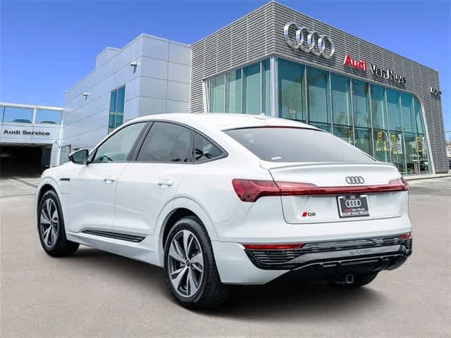 Thumbnail: 2024 Audi Q8 e-tron - 2