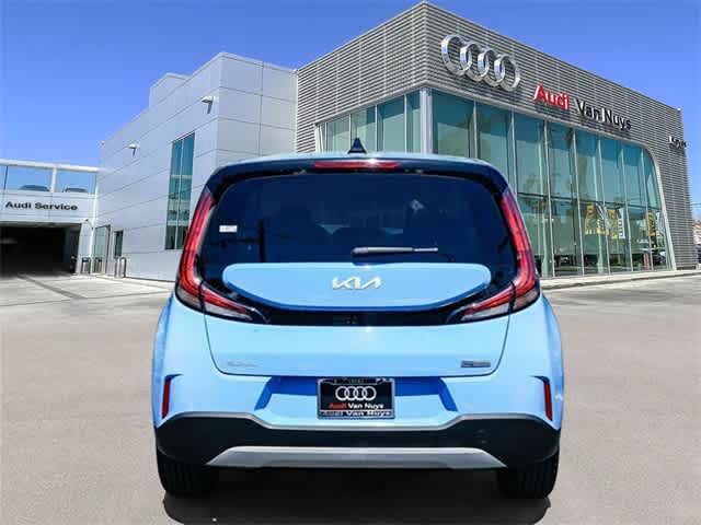 Thumbnail: 2023 Kia Soul - 3