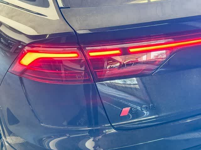 Thumbnail: 2026 Audi SQ8 - 7