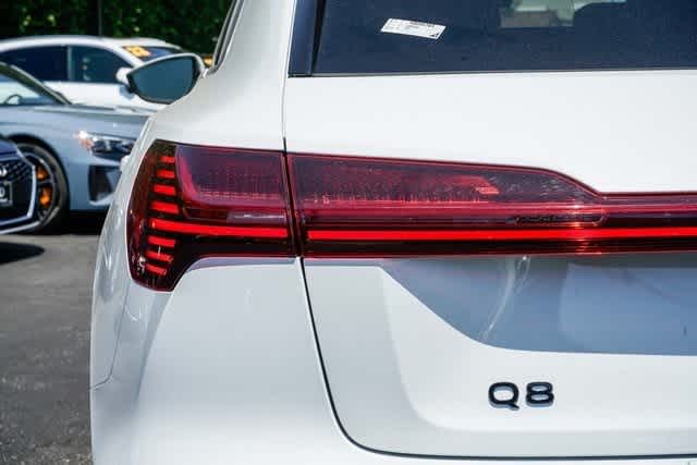 Thumbnail: 2024 Audi Q8 e-tron - 9