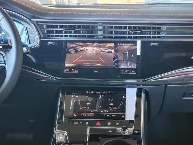 Thumbnail: 2026 Audi Q8 - 14