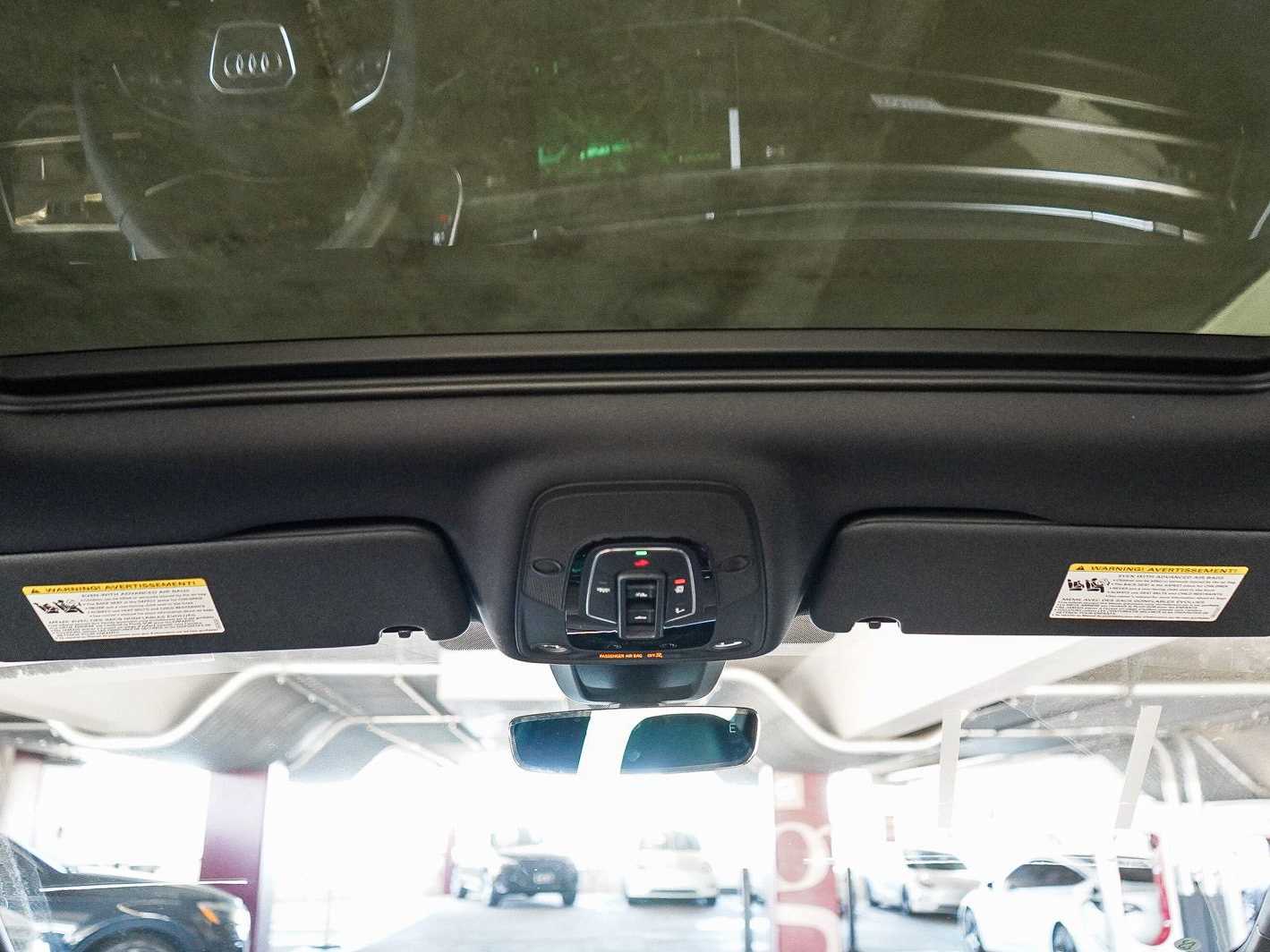 Thumbnail: 2026 Audi Q7 - 16