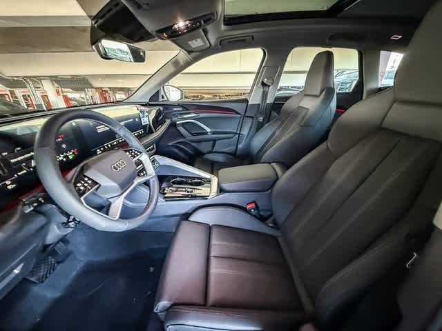 Thumbnail: 2025 Audi Q5 - 19