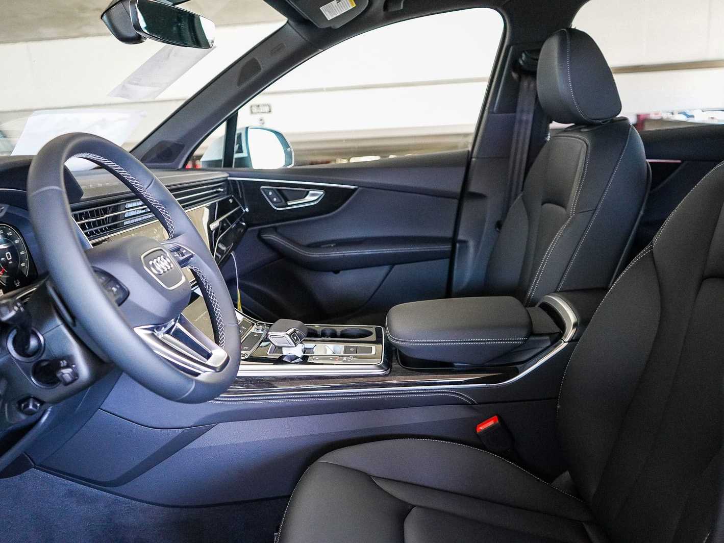 Thumbnail: 2026 Audi Q7 - 19