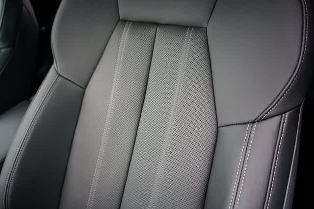 Thumbnail: 2025 Audi Q5 - 25