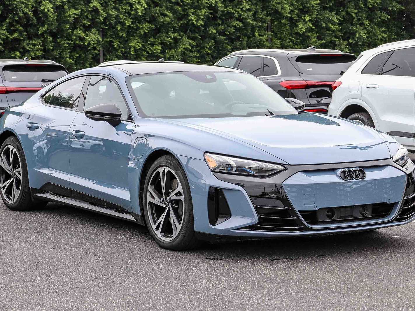 Thumbnail: 2023 Audi e-tron GT - 5