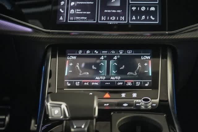 Thumbnail: 2025 Audi SQ7 - 19