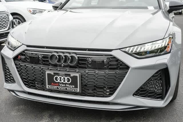 Thumbnail: 2025 Audi RS 7 - 8