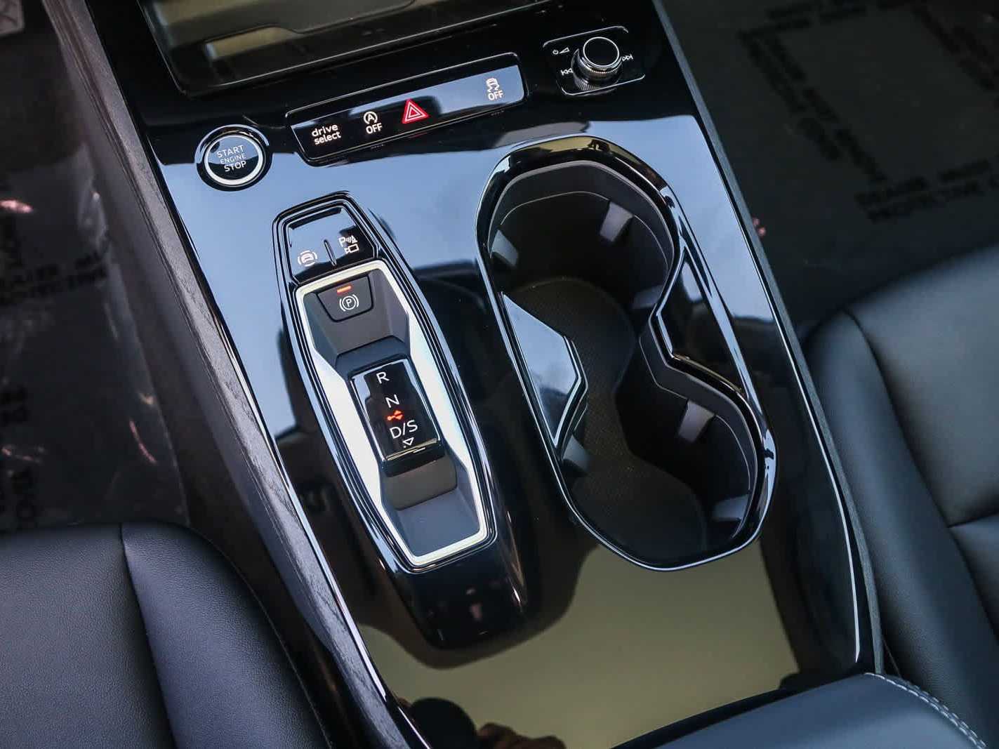 Thumbnail: 2025 Audi A5 - 25